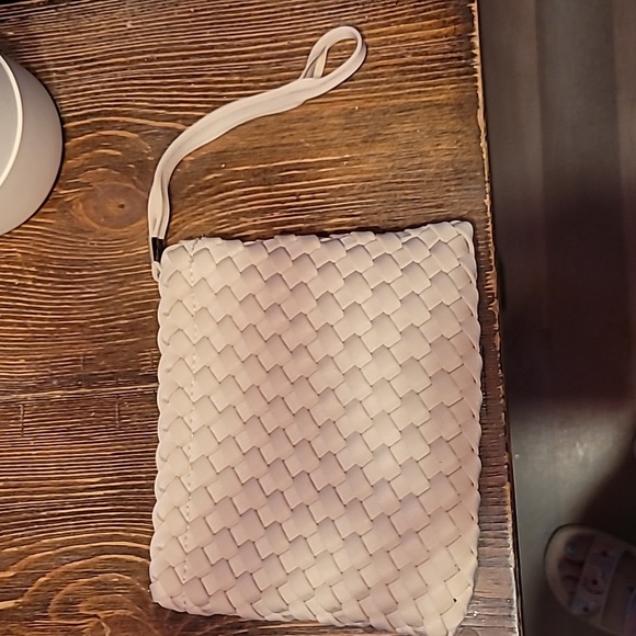 NWT Parker & Hyde Bone/Camel Woven Mini Tote with matching coin wristlet - Picture 7 of 7